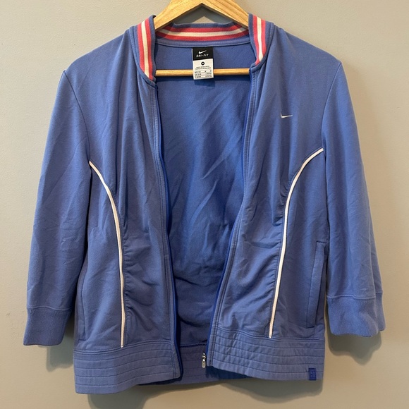 Nike Y2K Style Women’s Jacket - Blue with Red and White Accents - Picture 7 of 10
